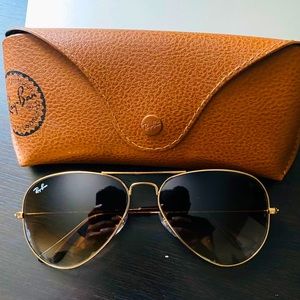 RAY-BAN AVIATOR SUNGLASSES